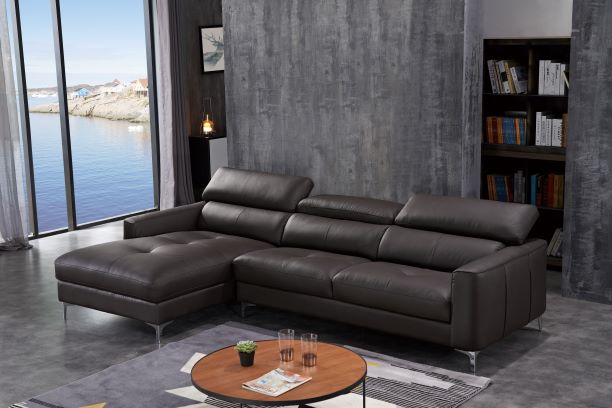 La 5305, Small Leather Sofa With Chaise